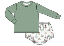 Load image into Gallery viewer, Woodland Christmas diaper set (Preorder ETA October)
