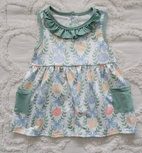 Load image into Gallery viewer, Pumpkin Vine dress
