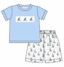 Load image into Gallery viewer, Blue sailboat boy short set (Preorder ETA June)
